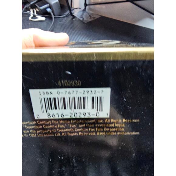 Star Wars Trilogy (VHS, 1997, Gold Special Edition) Pre-Owned - Picture 4 of 4